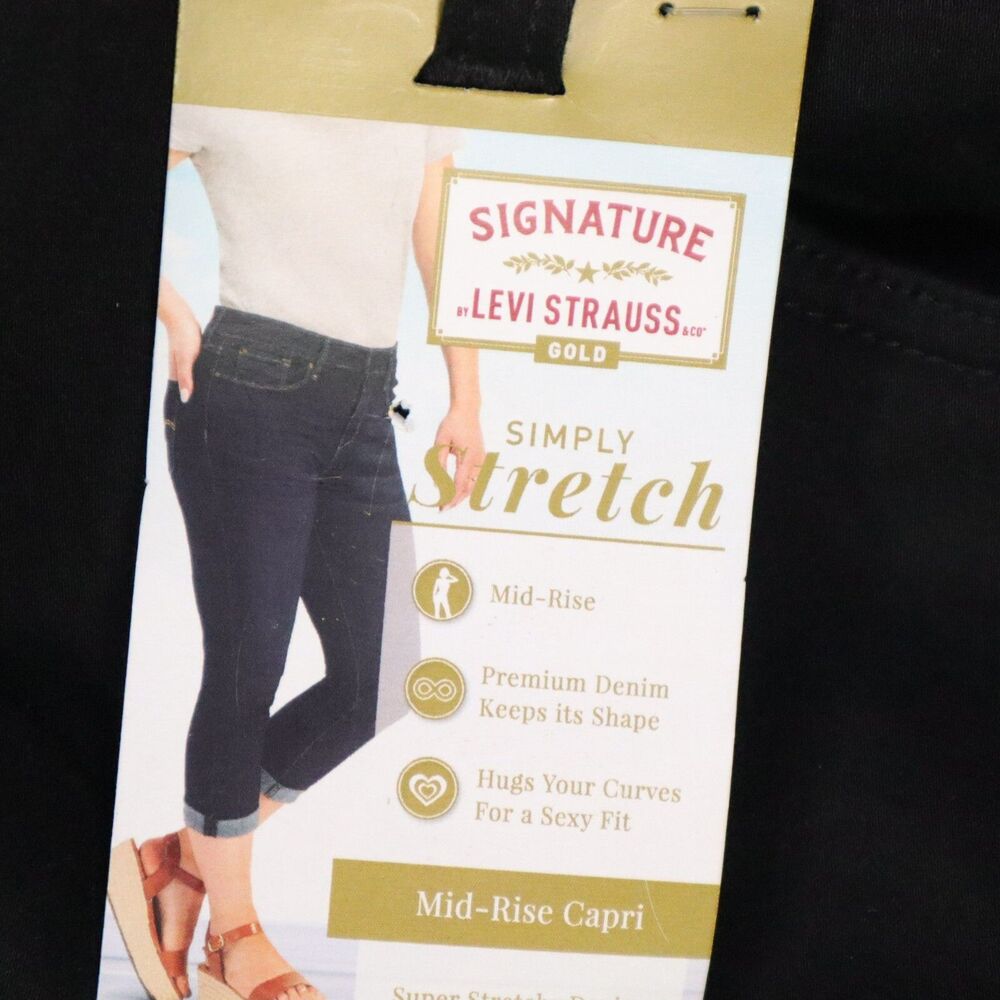 Levi Strauss Mid-Rise Capri Black Jeans 22" inseam NEW Size 28